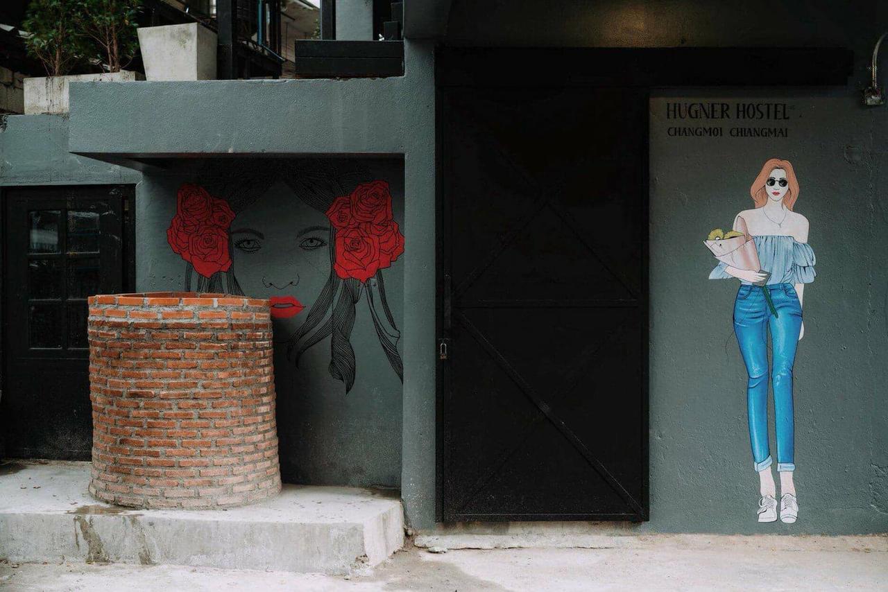 Hugnur Hostel And Coffee Chiang Mai Exterior foto