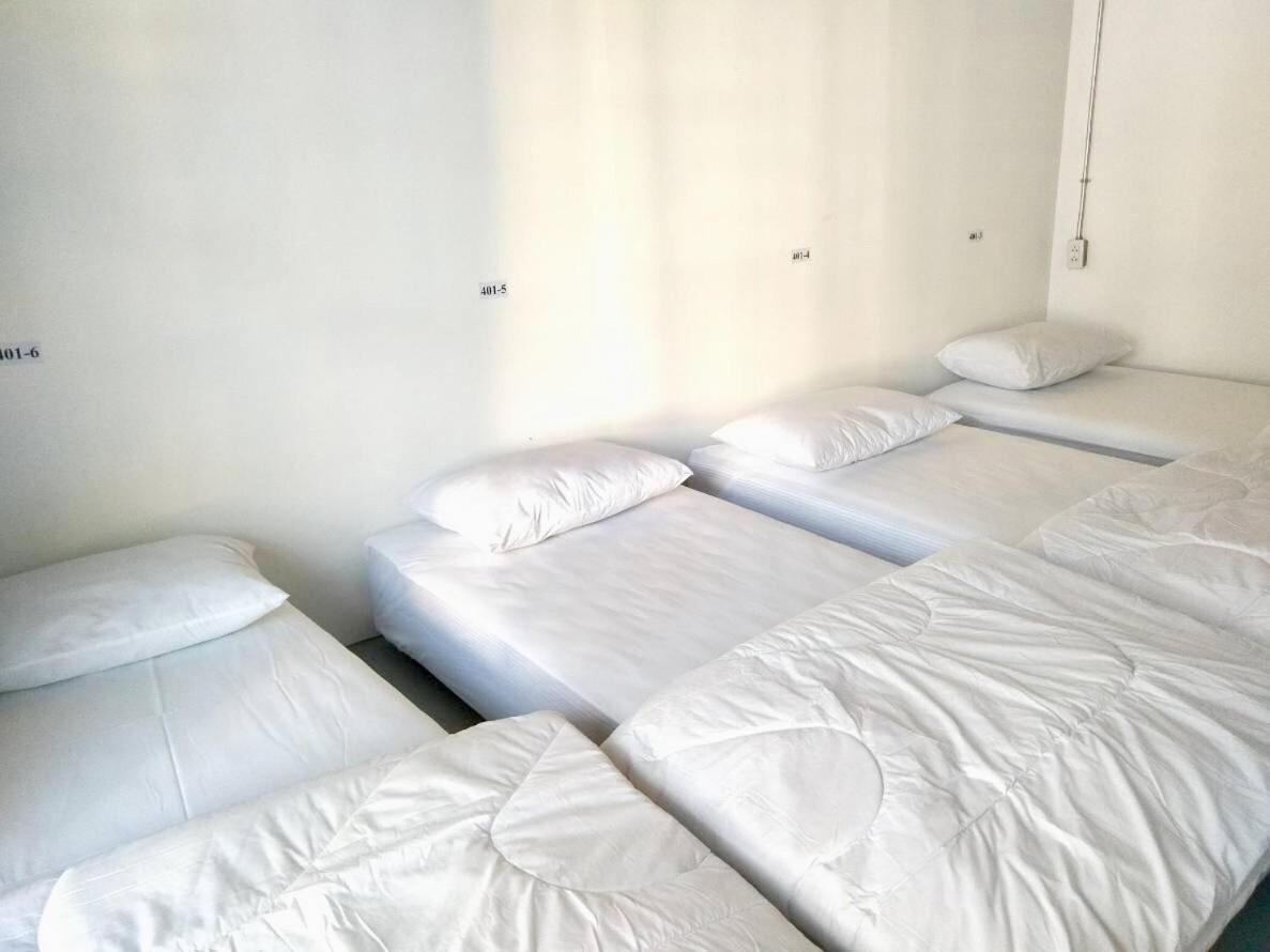 Hugnur Hostel And Coffee Chiang Mai Exterior foto